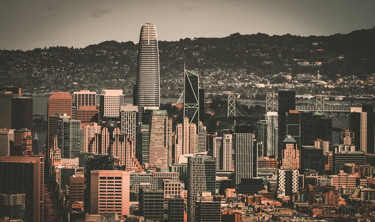 快船13分轻取胜利，重返第六！哈登29+6+6大展雄风，莱昂纳德末节狂飙.